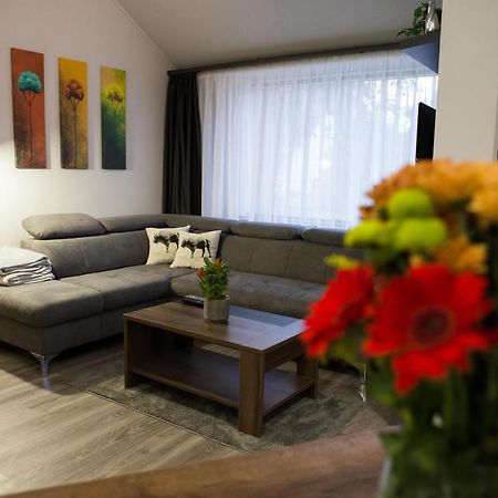 Kikelet Apartman Szombathely Exterior foto